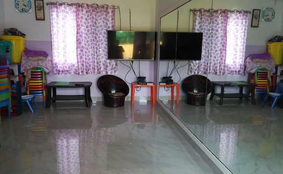 -Gallery